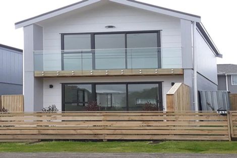 Photo of property in 94d Bay Street, Red Beach, 0932