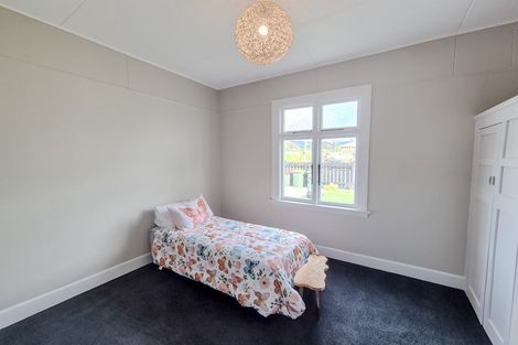 Photo of property in 19 Opie Street, Waimate, 7924