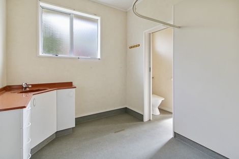 Photo of property in 60 Timaru Road, Waimate, 7924