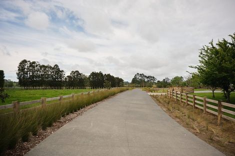 Photo of property in 2 Ada Lane, Riverhead, 0793