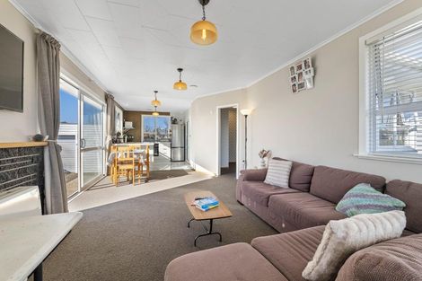 Photo of property in 22 Murray Avenue, Hawera, 4610