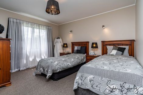 Photo of property in 1884 Paparoa Valley Road, Paparoa, 0571