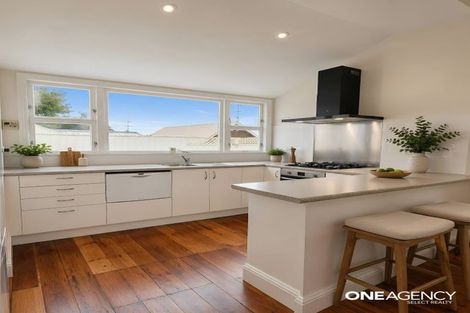 Photo of property in 5 Aorangi Terrace, Thorndon, Wellington, 6011
