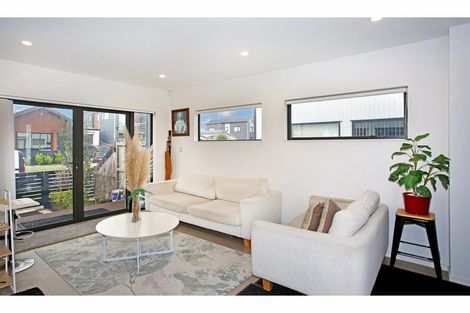 Photo of property in 57 John Gray Street, Papakura, 2110