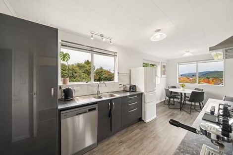 Photo of property in 2/13 Roband Crescent, Brown Owl, Upper Hutt, 5018