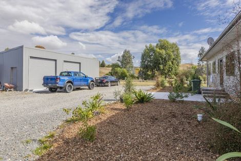 Photo of property in 81 Kyle Road, Waipukurau, 4281