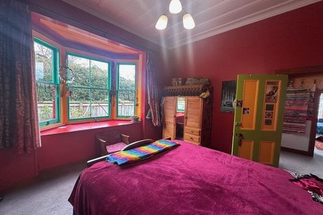 Photo of property in 5 Whitaker Street, Waitara, 4320