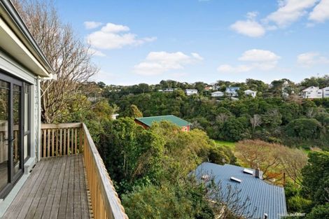 Photo of property in 23 Creswick Terrace, Northland, Wellington, 6012