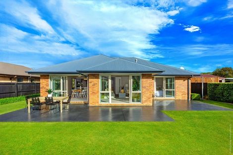 Photo of property in 12 Catkins Lane, Mairehau, Christchurch, 8052