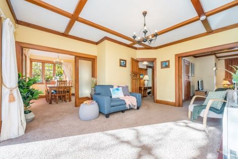 Photo of property in 77 Pohutukawa Street, Woburn, Lower Hutt, 5011