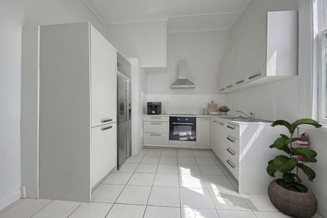 Photo of property in 60 Wilson Street, Newtown, Wellington, 6021