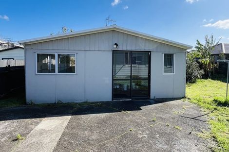 Photo of property in 26 Courtenay Crescent, Mangere East, Auckland, 2024
