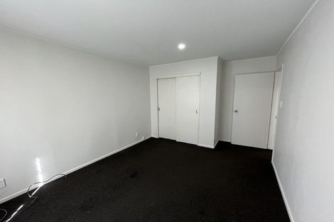 Photo of property in 2 Framalda Place, Conifer Grove, Takanini, 2112