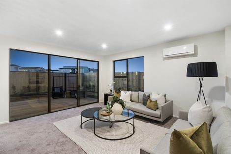 Photo of property in 2 Ocean Breeze Avenue, Hobsonville, Auckland, 0616