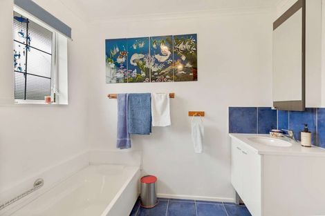 Photo of property in 35 Strathmore Avenue, Levin, 5510