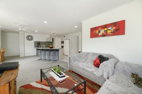 Photo of property in 73 Santa Monica Drive, Papamoa Beach, Papamoa, 3118