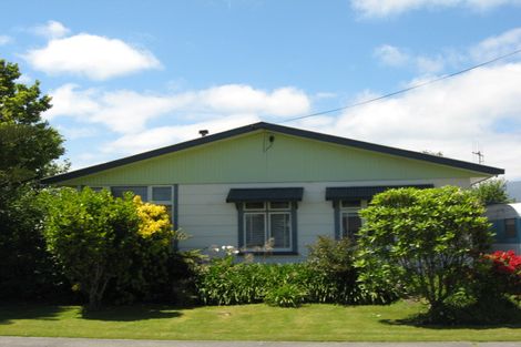 Photo of property in 167 Romilly Street, Westport, 7825