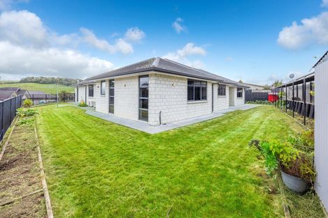 Photo of property in 43 Carlingford Rise, Dinsdale, Hamilton, 3204