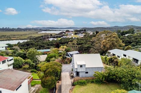 Photo of property in 47 Yorke Road, Haruru, 0204