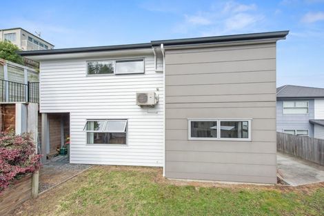 Photo of property in 50u3 Banbury Crescent, Fairfield, Hamilton, 3214