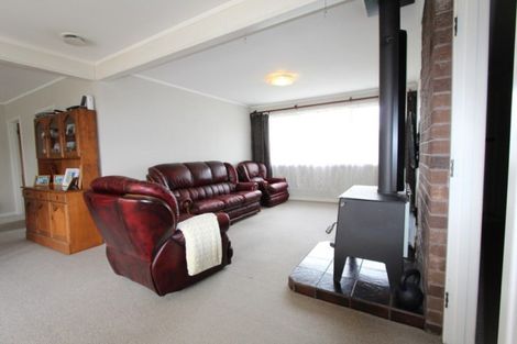 Photo of property in 15 Grace Crescent, Tokoroa, 3420