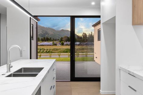 Photo of property in 12 Mason Street, Wanaka, 9305