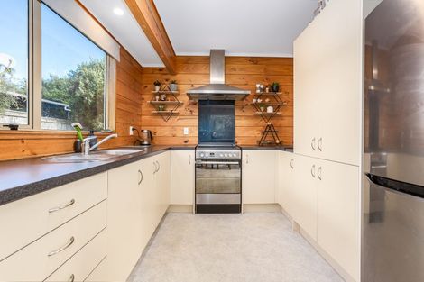 Photo of property in 117a Gloaming Hill, Titahi Bay, Porirua, 5022