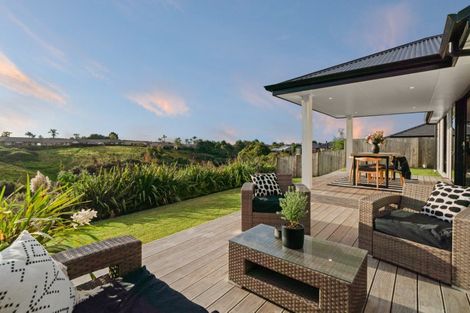 Photo of property in 18 Hass Drive, Ohauiti, Tauranga, 3112