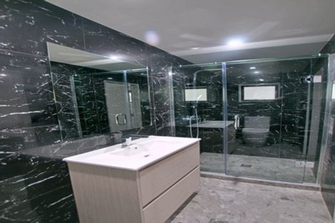 Photo of property in 7a Edwards Avenue, Henderson, Auckland, 0610