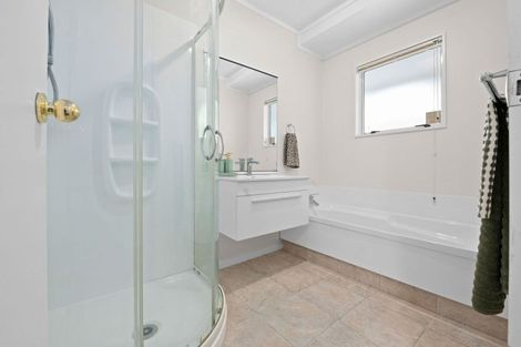Photo of property in 17 Olwyn Green, Dinsdale, Hamilton, 3204