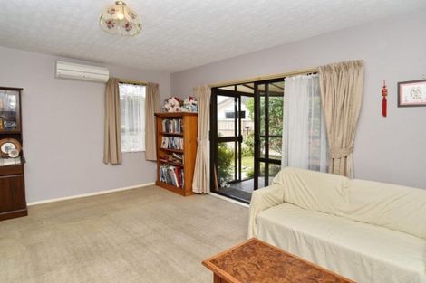Photo of property in 6 Florance Place, Parklands, Christchurch, 8083