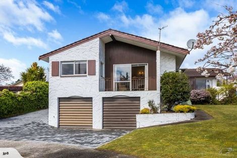 Photo of property in 15 Hilden Place, Hilltop, Taupo, 3330