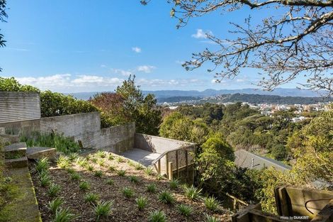 Photo of property in 47 Harbour View Road, Northland, Wellington, 6012