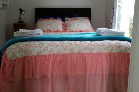 Photo of property in 75 Todman Street, Brooklyn, Wellington, 6021