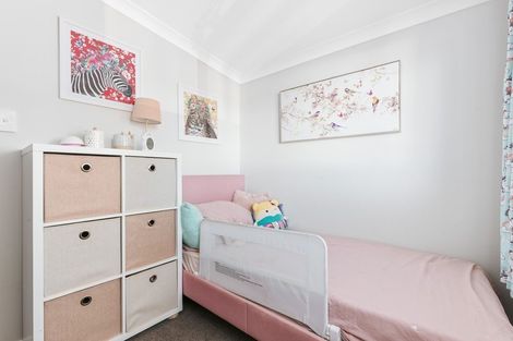 Photo of property in 12 Mcdonnell Street, Omokoroa, 3114