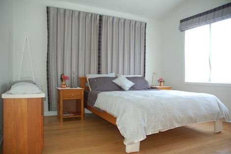 Photo of property in 28 James Mcleod Road, Shelly Beach, Helensville, 0874