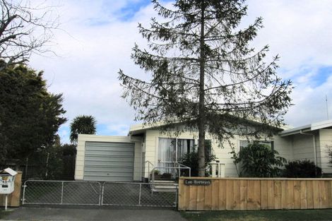 Photo of property in 42 Wynyard Crescent, Tamatea, Napier, 4112
