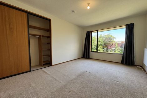 Photo of property in 4 Amdale Avenue, Broomfield, Christchurch, 8042