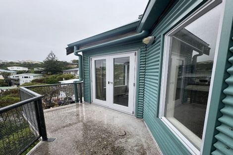 Photo of property in 36a Sutherland Crescent, Melrose, Wellington, 6023