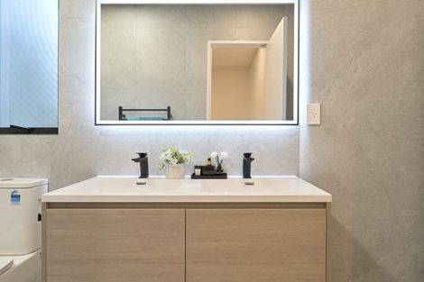 Photo of property in 70b Alexander Avenue, Torbay, Auckland, 0630