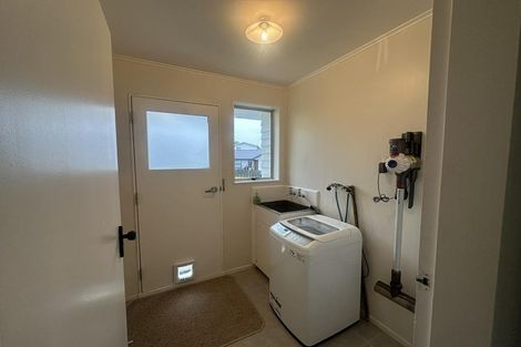Photo of property in 20b Te Arataura Street, Takapuwahia, Porirua, 5022