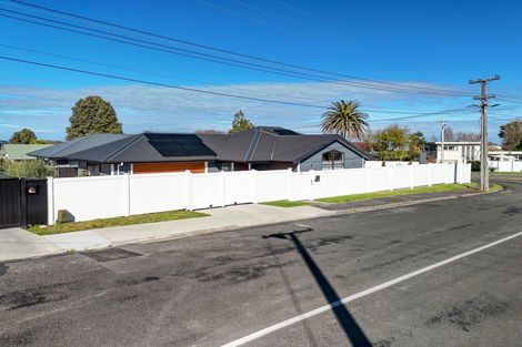Photo of property in 32 Maxwell Avenue, Durie Hill, Whanganui, 4500