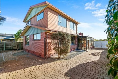 Photo of property in 28 Parker Street, Hornby, Christchurch, 8042