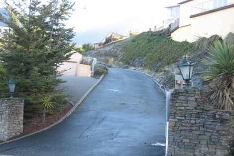 Photo of property in 32 Edinburgh Drive, Queenstown, 9300