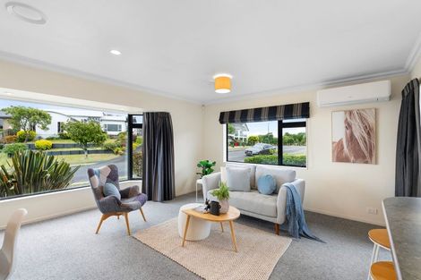 Photo of property in 6 Claremont Rise, Levin, 5510