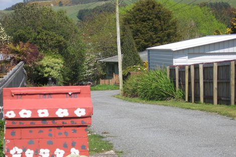 Photo of property in 12 Garrick Place, Pukehangi, Rotorua, 3015