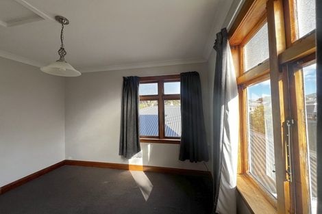 Photo of property in 73 Majoribanks Street, Mount Victoria, Wellington, 6011