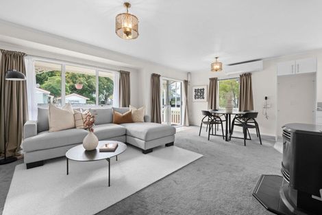Photo of property in 17 Olwyn Green, Dinsdale, Hamilton, 3204