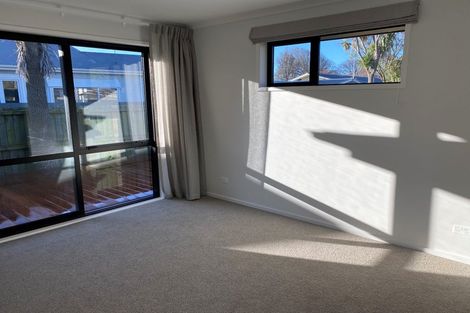 Photo of property in 62a Selwyn Street, Somerfield, Christchurch, 8024