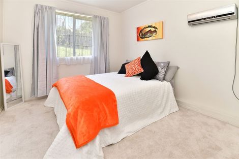 Photo of property in 10 John Road, Stanmore Bay, Whangaparaoa, 0932